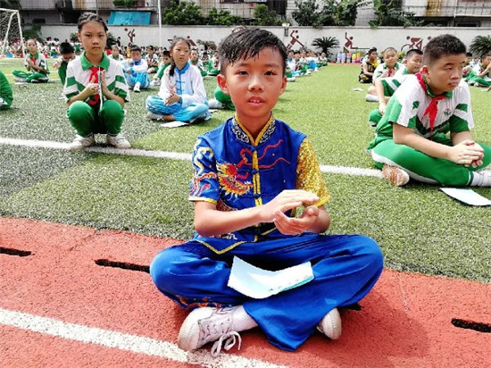 荔湾区小学黄向宇同学_副本.jpg